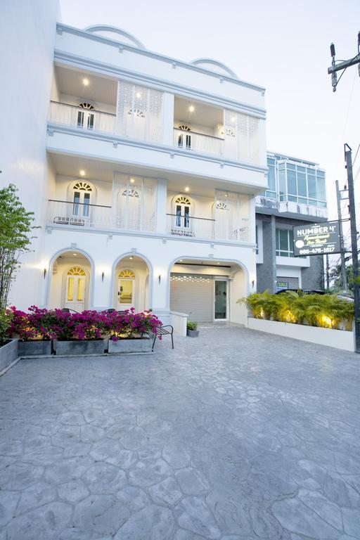 Number 4 Phuket Apartment Nai Harn Exterior photo